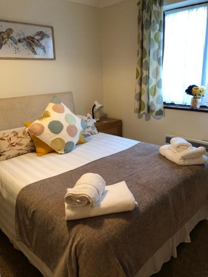 Quayside Close Holiday Apartments Пул Екстер'єр фото