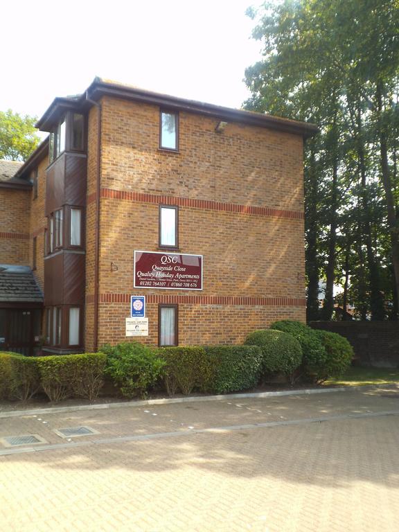 Quayside Close Holiday Apartments Пул Екстер'єр фото