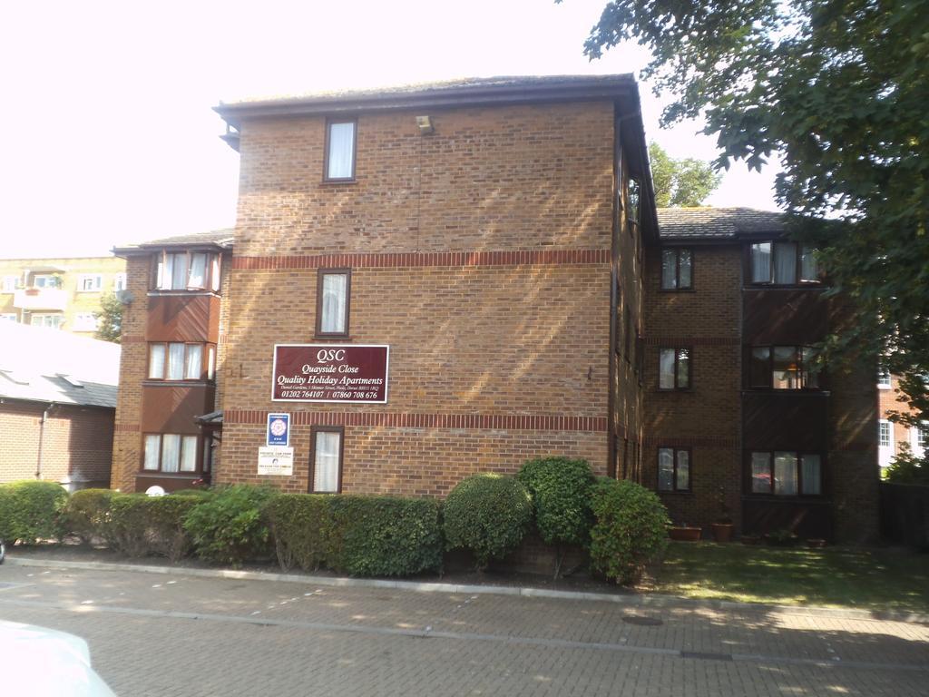 Quayside Close Holiday Apartments Пул Екстер'єр фото