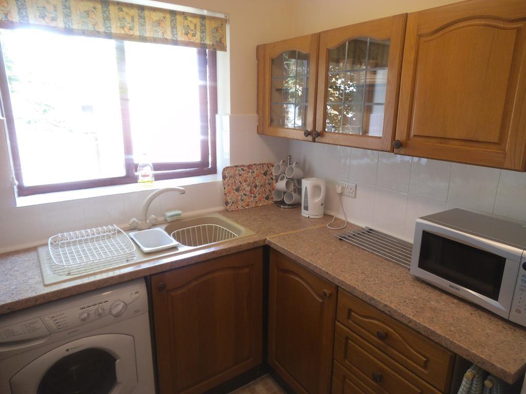 Quayside Close Holiday Apartments Пул Номер фото